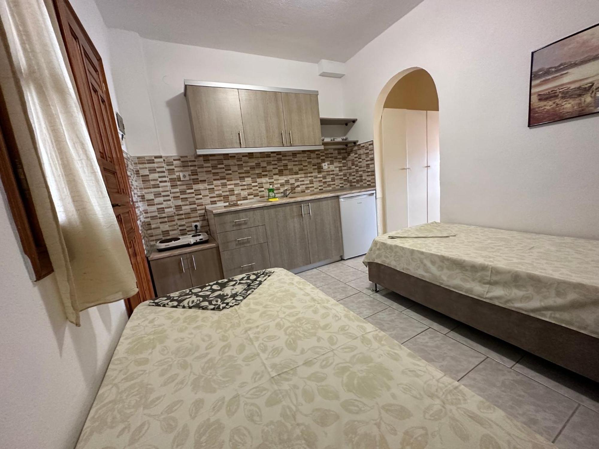 The Flower Apartments โตโรนี ภายนอก รูปภาพ